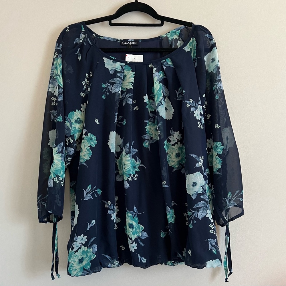 *3 for $10* nwt: lined chiffon banded bottom top